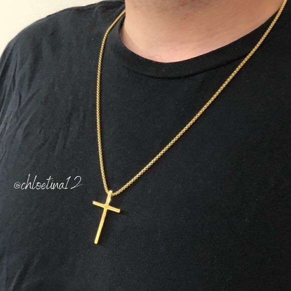 New Men’s Gold Cross Necklace - Picture 4 of 13
